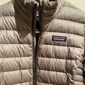 Patagonia Down Jacket/Coat - Women's